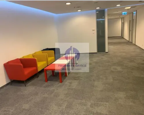 Śródmieście: lokal biurowy 559,90m2 do wynajęcia