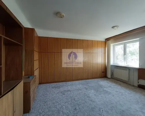 Włochy: lokal biurowy 73,40m2 do wynajęcia