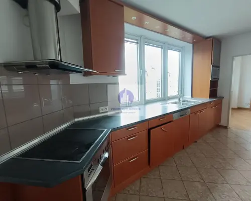 Mokotów: lokal biurowy 210 m2 do wynajęcia