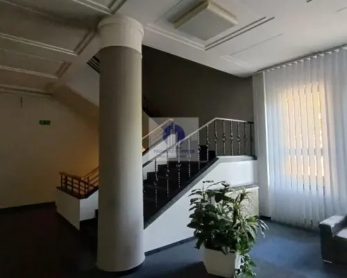 Śródmieście: lokal biurowy 90,80m2 do wynajęcia