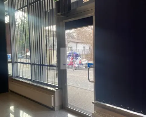 Warszawa Włochy: lokal usługowo-handlowy 36,50 m2 do wynajęcia