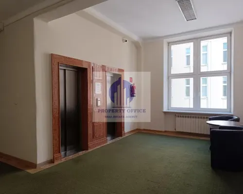 Śródmieście: lokal biurowy 21,05m2 do wynajęcia