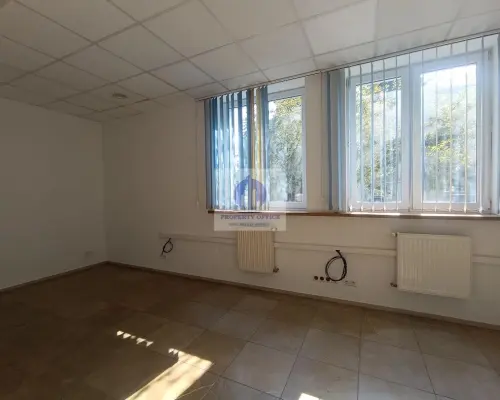 Bielany: magazyn 1500 m2 na wynajem