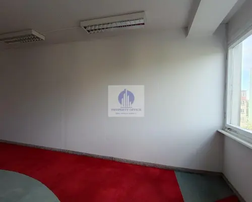 Praga Południe:lokal biurowy 23,70m2 do wynajęcia