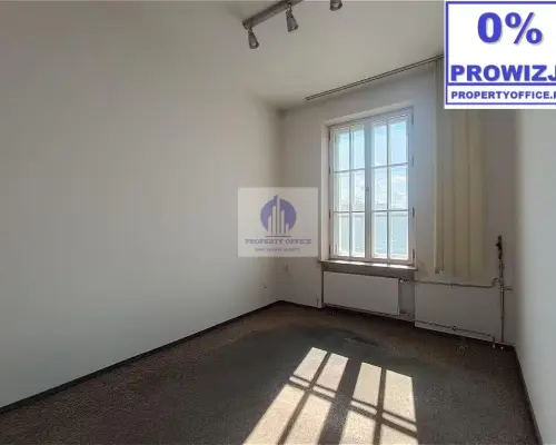 Praga Północ: lokal biurowy 17,66 m2 do wynajęcia