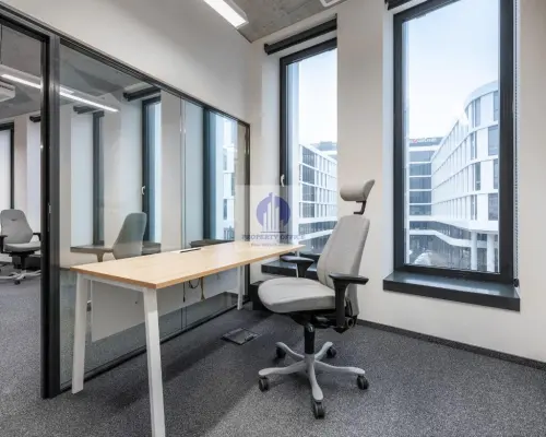 Włochy:lokal biurowy 1269,28m2 do wynajęcia