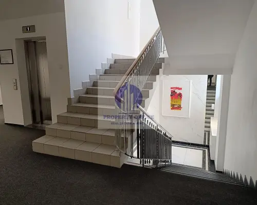 Śródmieście: lokal biurowy 33,84m2 do wynajęcia