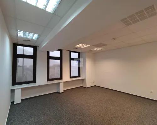 Śródmieście: lokal biurowy 45,18m2 do wynajęcia