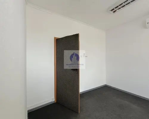 Praga Południe: lokal biurowy 14,10m2 do wynajęcia