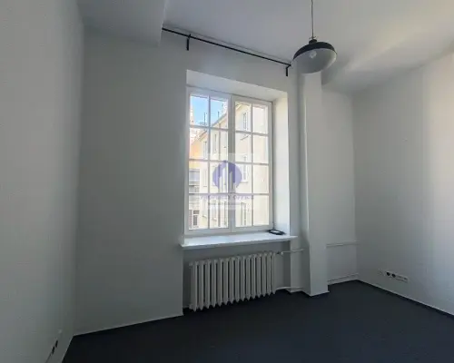 Śródmieście: lokal biurowy 39,89m2 do wynajęcia