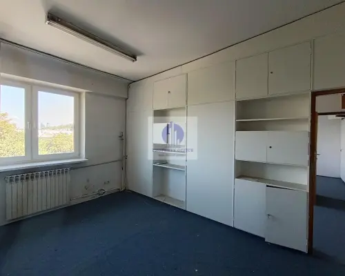Włochy: lokal biurowy 55,20m2 do wynajęcia