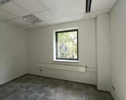 Mokotów: lokal biurowy 150 m2 do wynajęcia
