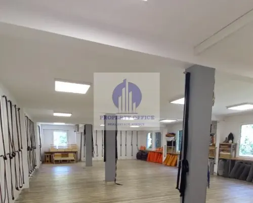 Mokotów: lokal biurowo-usługowy 236m2 do wynajęcia