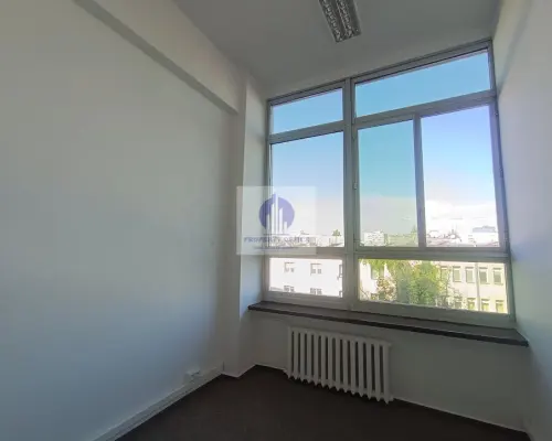 Mokotów: lokal biurowo-usługowy 17,18 m2 do wynajęcia