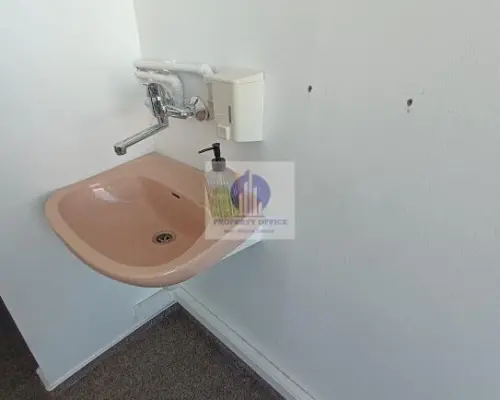 Mokotów: lokal biurowo-usługowy 17,18 m2 do wynajęcia