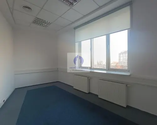 Praga Południe: lokal biurowy 27m2 do wynajęcia