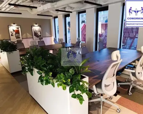 Ochota: biurko w coworkingu do wynajęcia