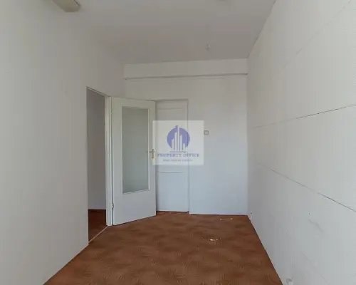 Włochy: lokal biurowy 33,90m2 do wynajęcia