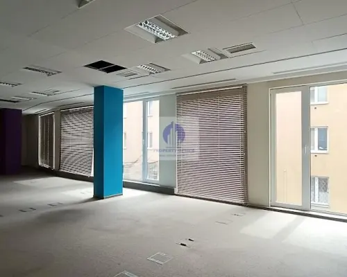 Mokotów: lokal biurowy 161m2 do wynajęcia