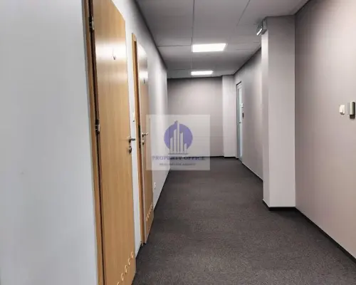Warszawa Włochy: lokal biurowy 72,26 m2 do wynajęcia