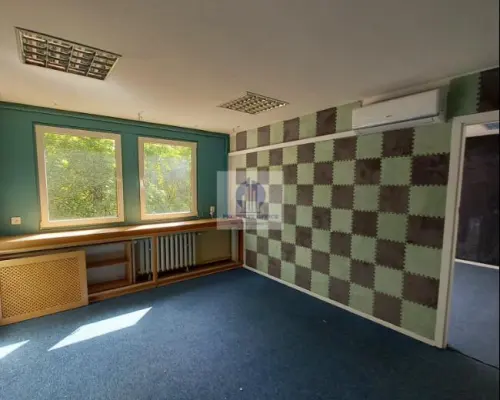Mokotów: lokal biurowo-usługowy 122 m2 do wynajęcia