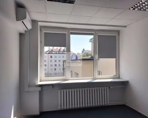 Mokotów: lokal biurowy 153,41 m2 do wynajęcia