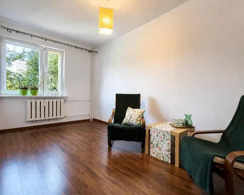 3-pokojowe mieszkanie na 1-piętrze os.Kopernika
