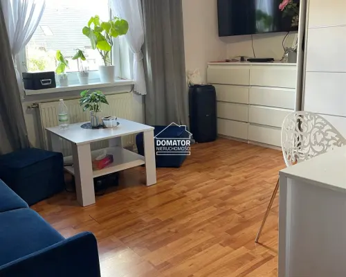Działka 0,5055 ha z 3 domami