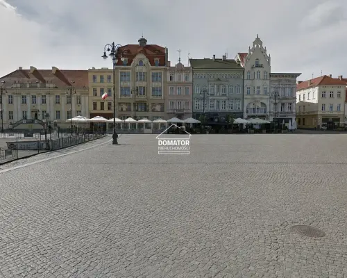 Prestiżowa lokalizacja - Stary Rynek w Bydgoszczy    Nieruchomość znajduje się przy  Starym Rynku  - najbardziej reprezentacy