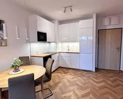 Mieszkanie 36 m2 na wynajem w nowoczesnym apartamentowcu na Osiedlu Glinki.  Teren ogrodzony , zamknięty z sterowaną bramą wja