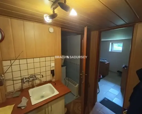 Gospodarstwo około 2 ha w Łazanach gm.Biskupice
