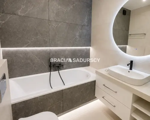 Dom w zabudowie szeregowej - 122,5 m², ogródek, taras i garaż  Na sprzedaż środkowy segment domu w zabudowie szeregowej