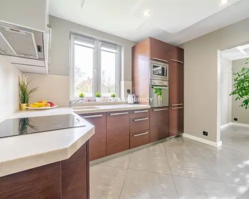 Dom jednorodzinny 138 m² – piękna działka 18 a