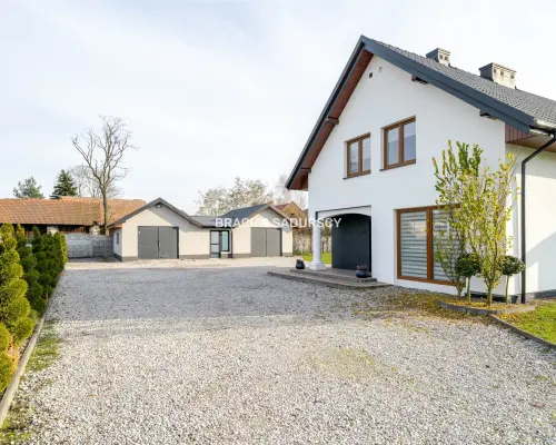 Dom jednorodzinny 138 m² – piękna działka 18 a