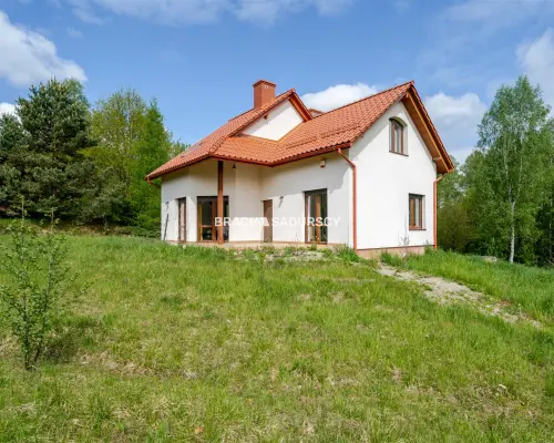 Klimatyczny dom z potencjałem aranżacyjnym/Siepraw