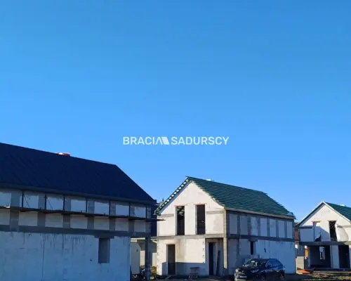 Dom Wolnostojący 140 m2 z tarasem w MNIKOWIE