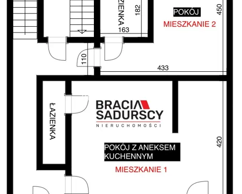 Dom inwestycyjny – 5 mieszkań, 2 lokale, paczkomat