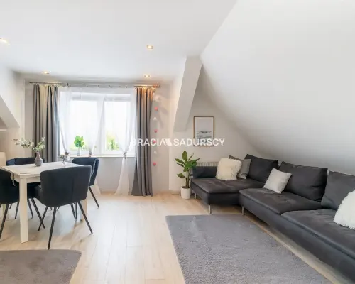 Wolnostojący dom Opatkowice-180 m² działka 11arów