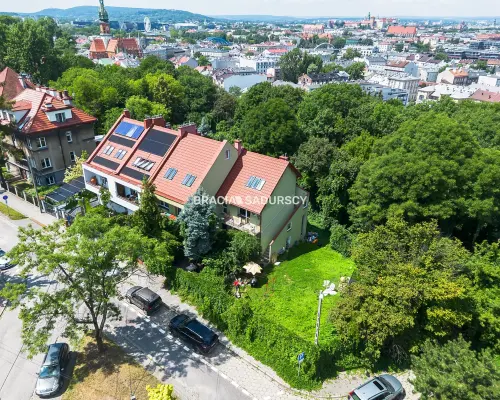 Dom Stare Podgórze| Działka narożna 5,6 