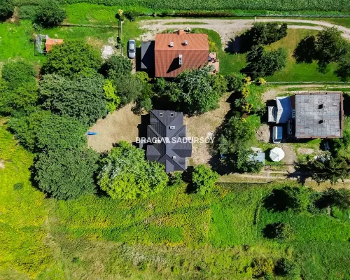 Przestronny dom / na działce z dużą prywatnością