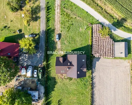 Dom na wsi, duża działka 30 km od Krakowa
