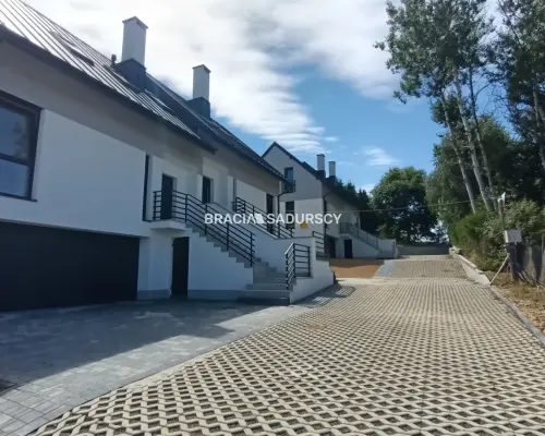 Nowe domy zabudwa bliźniaczej Zabierzów