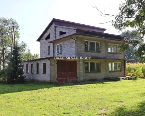 Sieradzice gmina Kazimierza Wielka 2 domy