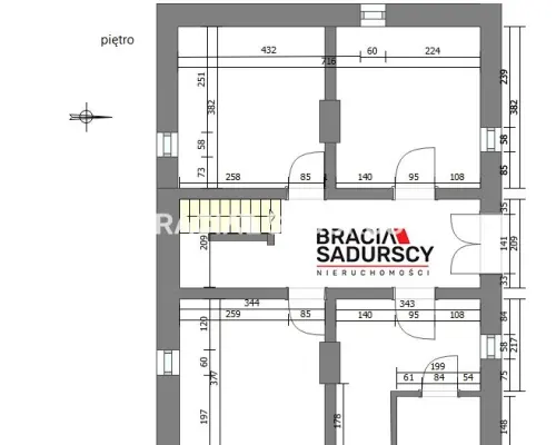 Dom jednorodzinny z dużym potencjałem inwestycyjnym w sąsiedztwie nowej zabudowy wielorodzinnej, na działce o pow. 4,23 ara -ok