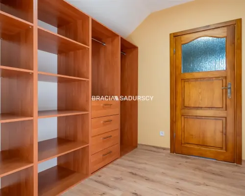 Wysoki Standard, 220 m2, 4,5 arowa dzaiłka, NOWY