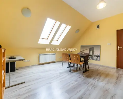 Dom wolnostojący pod działalność gospodarczą 170m2