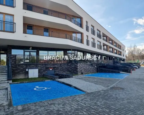 Lokal usługowy w Skawinie, Nowa Cena 7500 m2