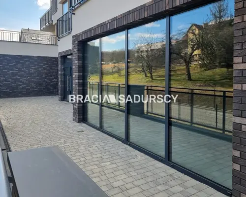 Lokal usługowy w Skawinie, Nowa Cena 7500 m2