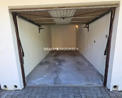 Garaż przy ul. Kwartowej