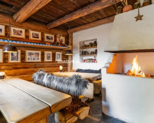 Lokal w centrum miasta z działającą restauracją